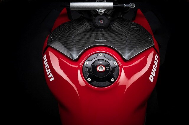 ストリートファイターV4用ドゥカティ・パフォーマンス ストリートファイターV4用ドゥカティ・パフォーマンス